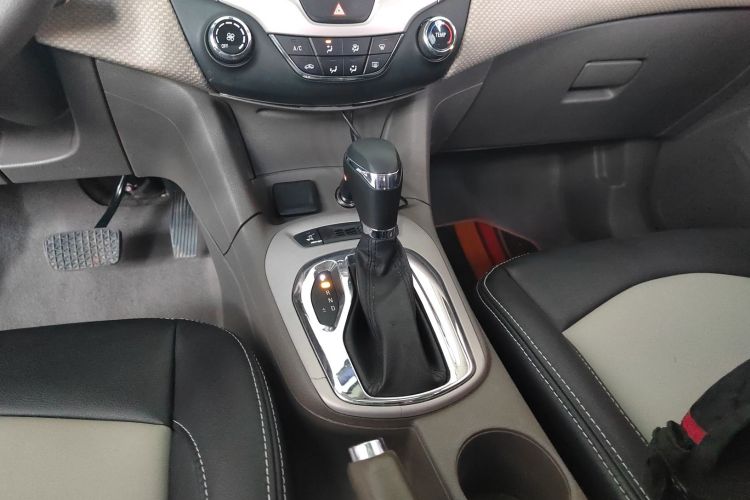 雪佛兰 科鲁兹 2016款 1.5L 自动时尚天窗版局部细节18