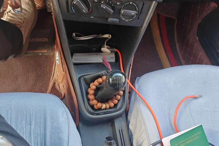 大众 桑塔纳 2015款 1.6L 手动风尚版中控内饰18