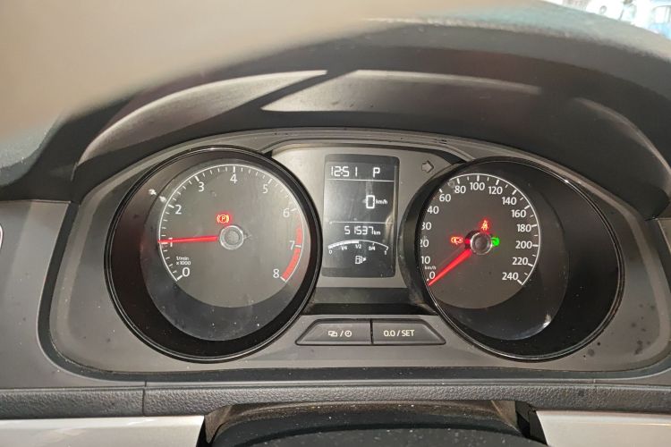 大众 朗逸 2018款 经典 1.5L 自动风尚版 国VI中控内饰14