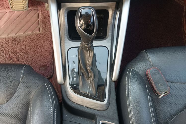 吉利汽车 远景X3 2017款 1.5L 自动尊贵型中控内饰18