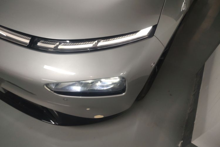 小鹏P7 2022款 625E局部细节36