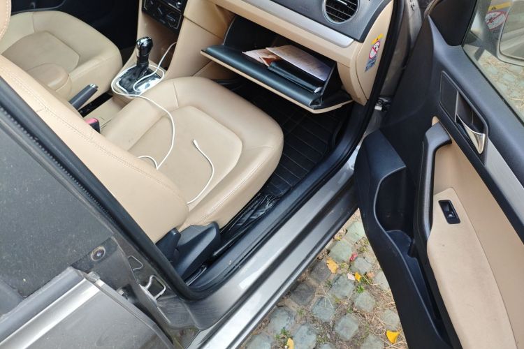 大众 捷达 2013款 1.6L 自动舒适型局部细节9005