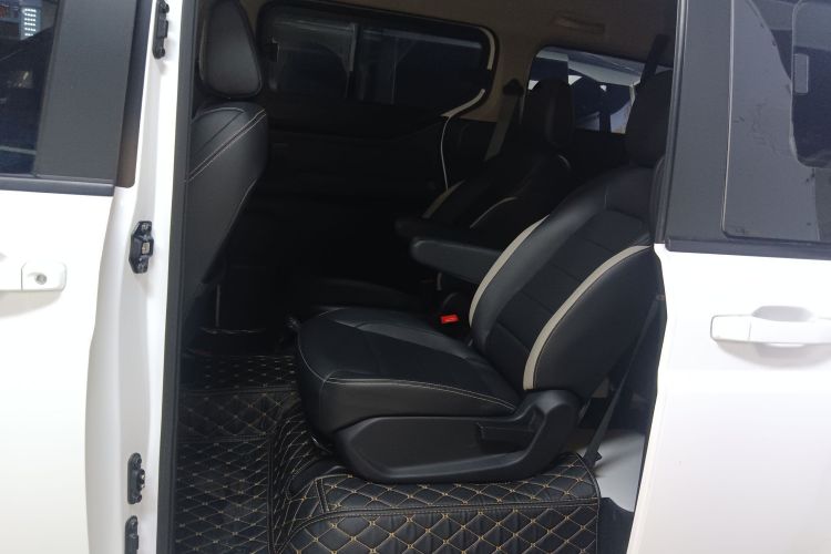 五菱汽车 五菱征程 2021款 1.5T 手动豪华型中控内饰7004