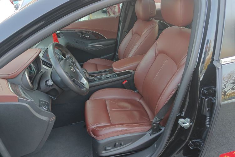 别克 君越 2014款 2.0T SIDI 精英技术型中控内饰19