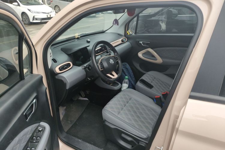 零跑汽车 零跑T03 2021款 400豪华Pro版中控内饰19