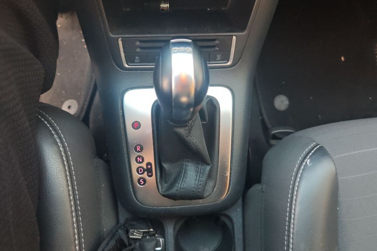 大众 途观 2016款 280TSI 自动两驱丝绸之路风尚版中控内饰18