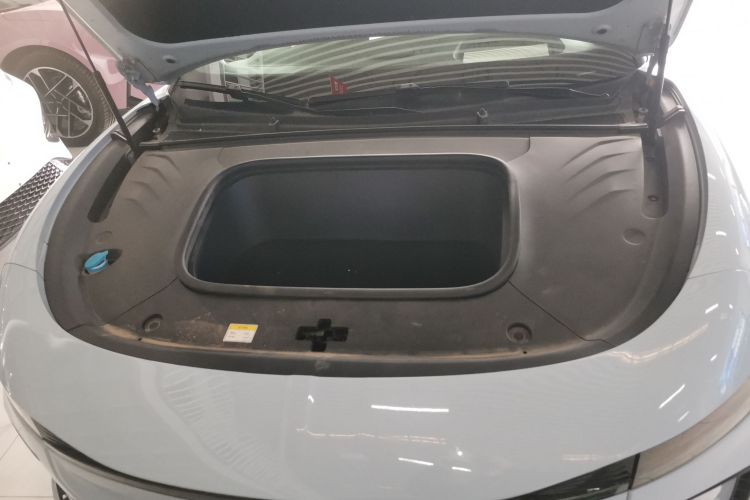 岚图汽车 岚图追光 2023款 四驱长续航版机舱底盘24