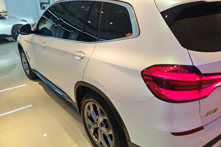 宝马X3 2021款 xDrive28i 豪华套装车身外观6003