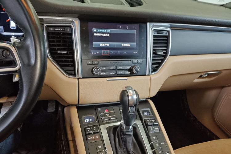 保时捷 2017款  Macan 2.0T局部细节16