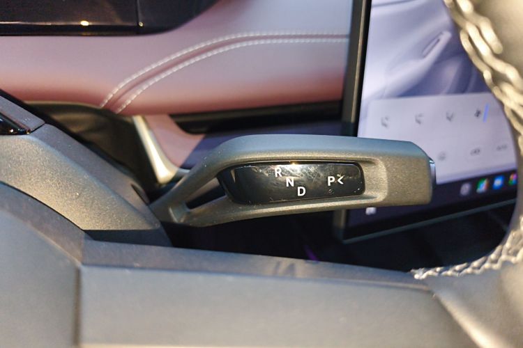 小米汽车 小米SU7 2024款 四驱超长续航高阶智驾Max版中控内饰18