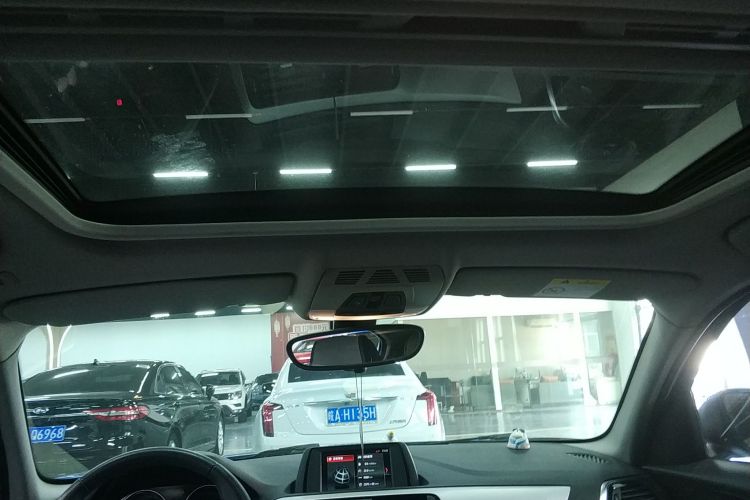 宝马1系(进口) 2018款 118i 领先型局部细节22