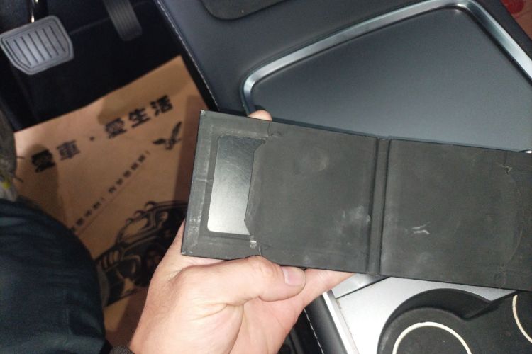 特斯拉 Model Y 2022款 改款 后轮驱动版中控内饰7001