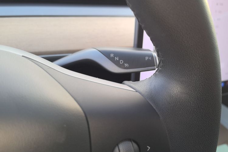 特斯拉 Model 3 2020款 改款 标准续航后驱升级版中控内饰18