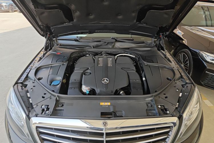 奔驰S级 2017款 S 320 L 商务型机舱底盘24