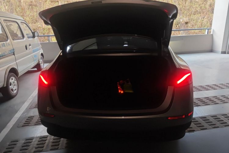 荣威D7 2023款 DMH 125km 旗舰版局部细节23