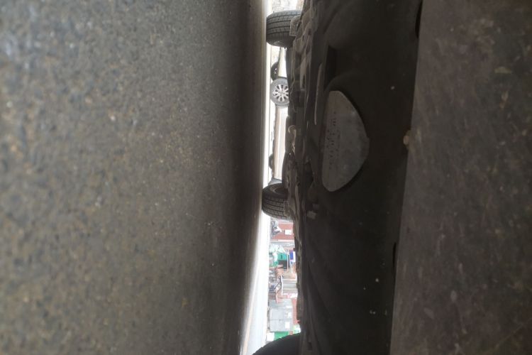 Jeep 自由光 2016款 2.4L 75周年致敬版局部细节9008