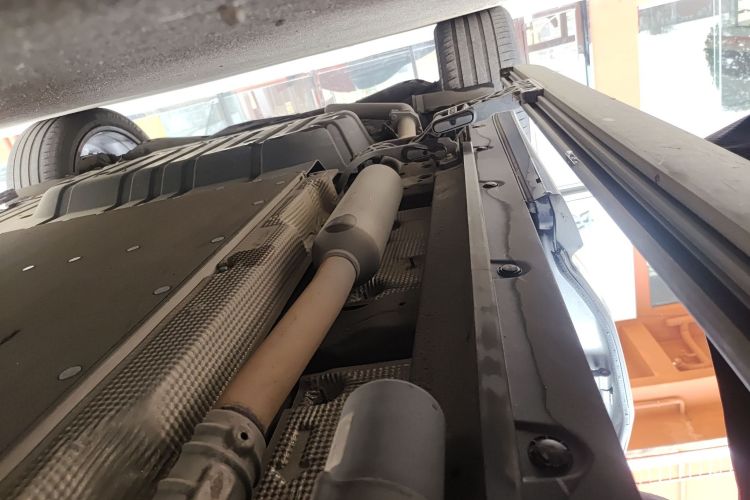 理想汽车 理想L9 2023款 Pro局部细节9001