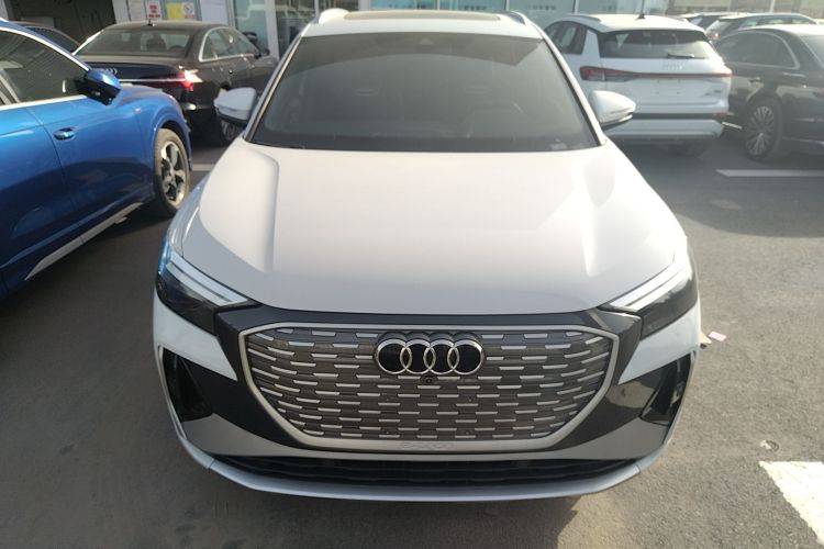 奥迪Q4 e-tron 2024款 40 e-tron 创境版车身外观2