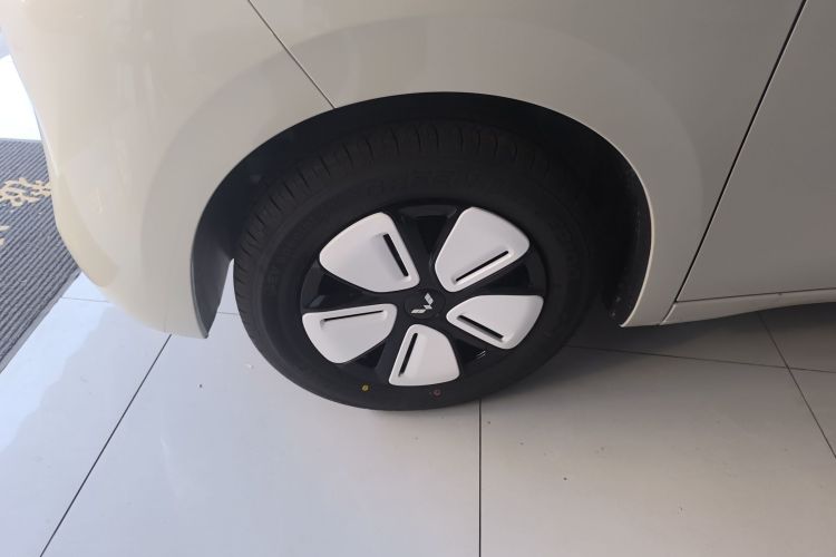 五菱汽车 宏光MINIEV 2025款 四门版 进阶款车身外观6007