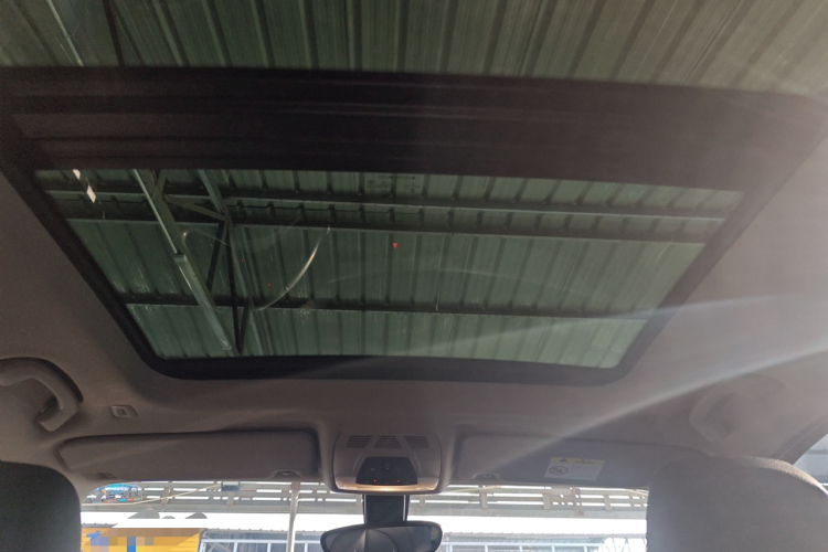 宝马X1 2016款 sDrive18Li 时尚型中控内饰22