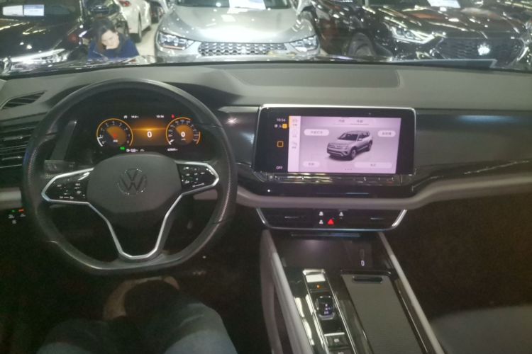 大众 途昂 2021款 380TSI 四驱豪华版中控内饰7002