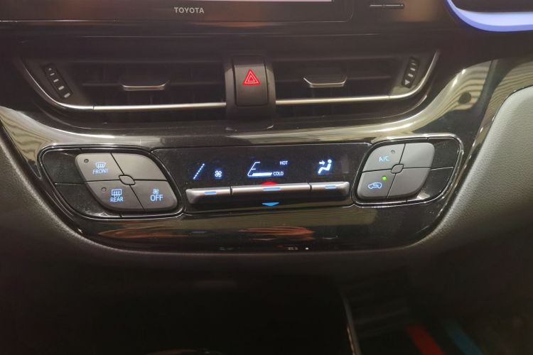 丰田 奕泽IZOA 2020款 2.0L 奕享版中控内饰16