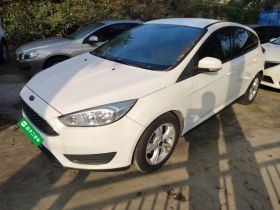 福特 福克斯 2018款 两厢经典 1.6L 自动舒适型智行版