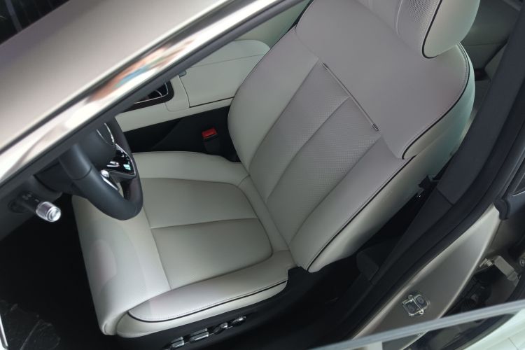 鸿蒙智行 享界S9 2024款 纯电 Ultra 四驱旗舰版局部细节19