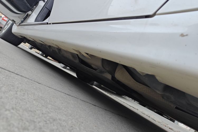 福特 蒙迪欧 2017款 改款 EcoBoost 180 时尚型局部细节9002