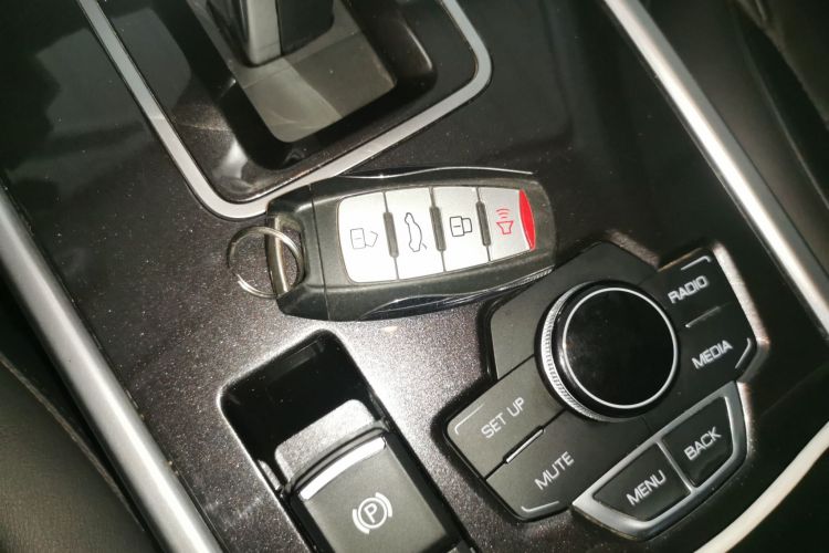 哈弗H6 2018款 运动版 1.5T 自动两驱精英型 国V中控内饰11