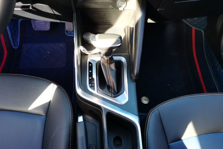 睿蓝汽车X3 PRO 2022款 1.5L CVT小飒中控内饰18