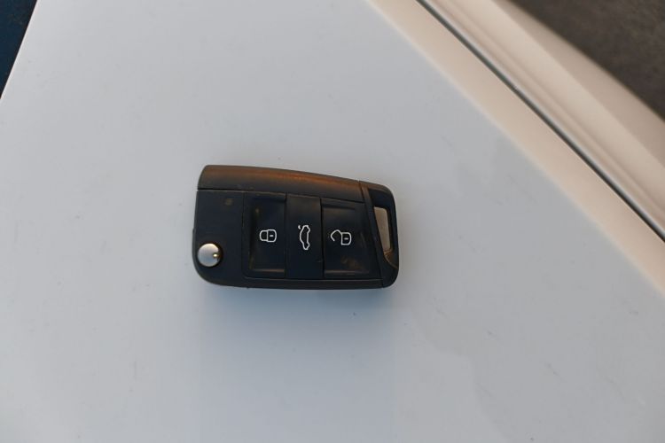 大众 朗逸 2023款 新锐 1.5L 自动新逸版中控内饰11