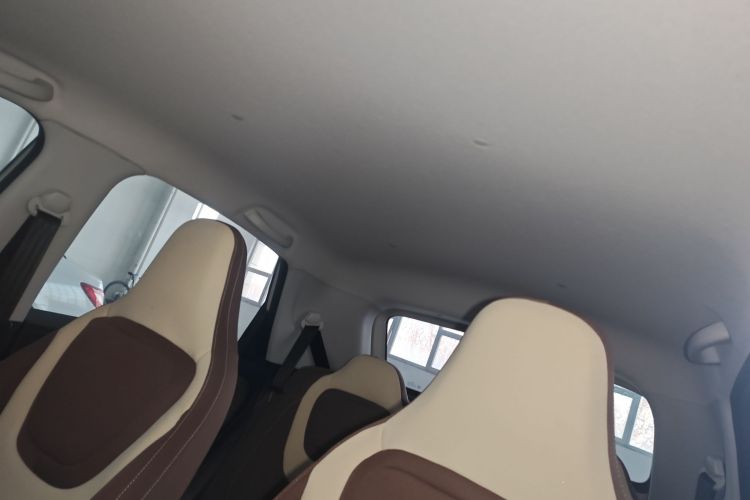 五菱汽车 五菱缤果 2024款 203km 轻享款中控内饰22