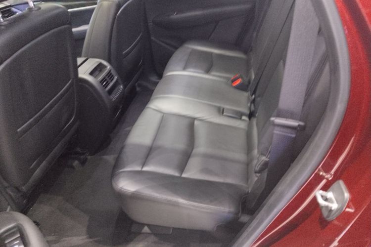 凯迪拉克XT5 2016款 25T 豪华型中控内饰7004