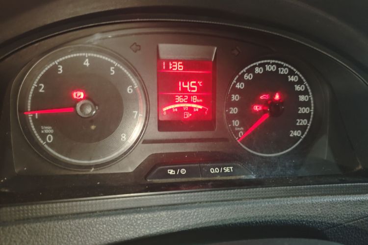 大众 桑塔纳 2016款 1.6L 手动风尚版中控内饰15