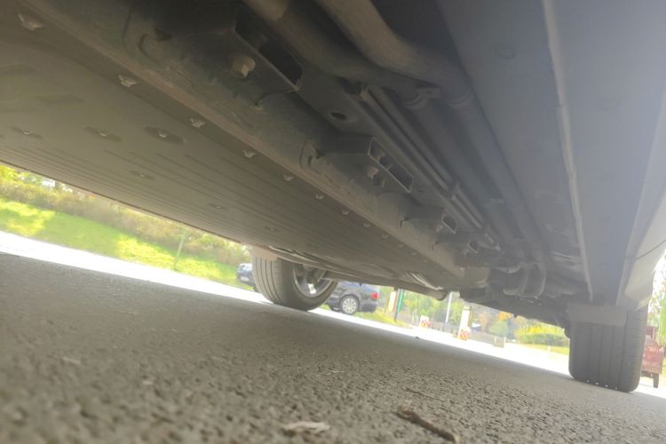 蓝电E5 PLUS 2025款 165km 长续航版PLUS 7座局部细节9004