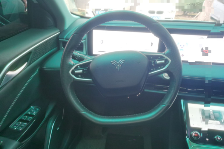 哪吒汽车 哪吒U 2022款 智500 磷酸铁锂局部细节13