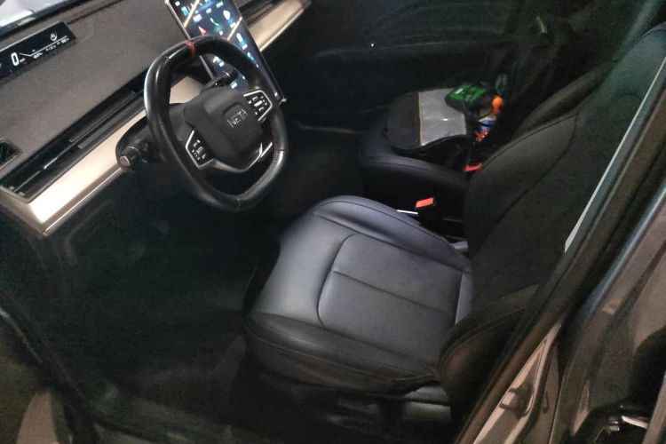 哪吒汽车 哪吒V 2022款 长续航行业定制版局部细节19