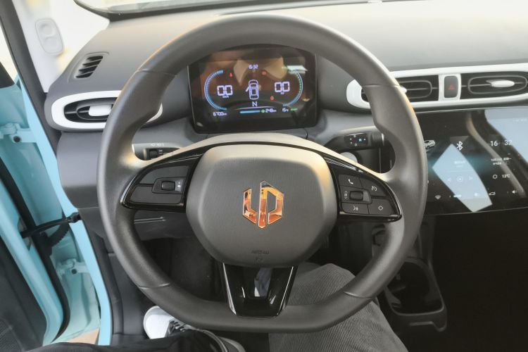 零跑汽车 零跑T03 2025款 403舒享版中控内饰13