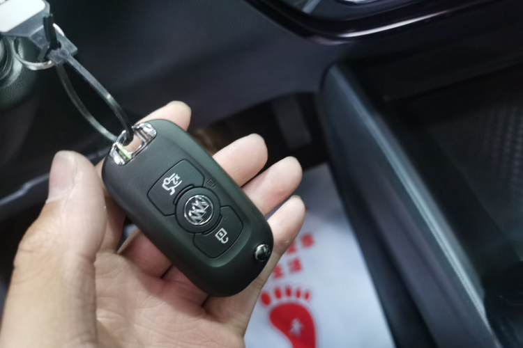 别克 威朗 2023款 Pro 乐享版中控内饰11