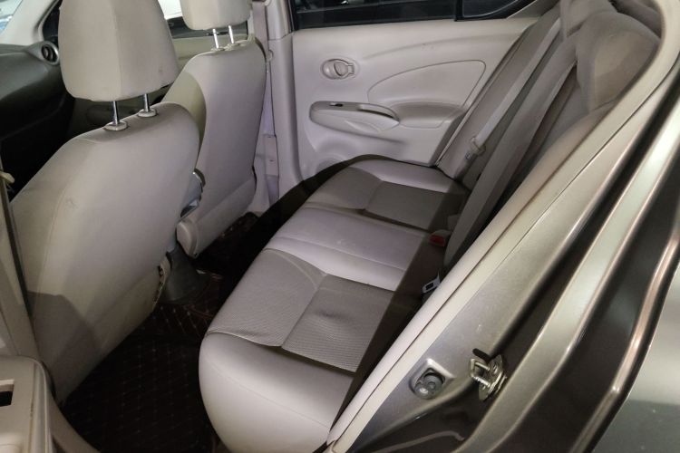 日产 阳光 2015款 1.5XE CVT舒适版中控内饰7004