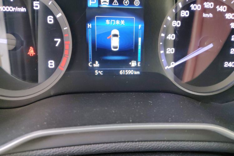 长安 逸动 2019款 蓝鲸版 280T GDI DCT极速型中控内饰15