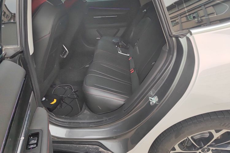 小鹏P7 2022款 586G中控内饰21