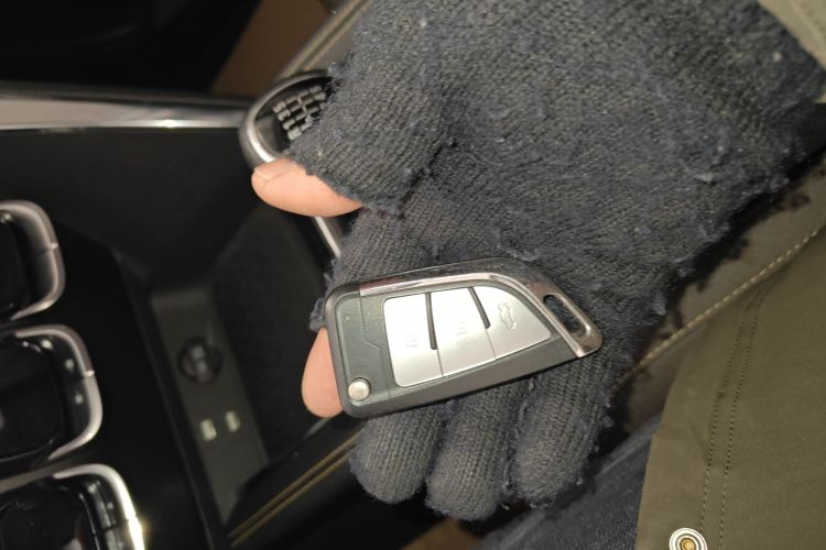 北京汽车 北京X3 2021款 1.5T 手动荣耀版中控内饰11