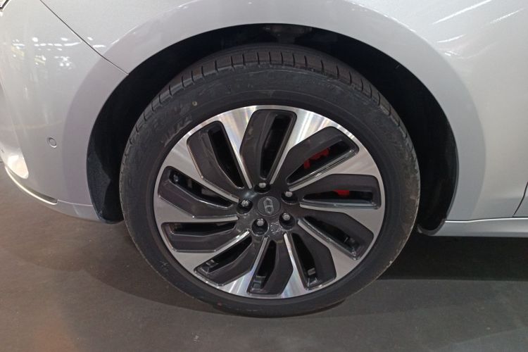 鸿蒙智行 问界M5 2022款 增程四驱至臻版车身外观6007