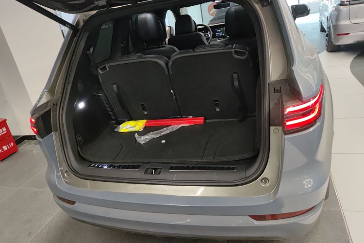 理想汽车 理想ONE 2021款 增程6座版局部细节23