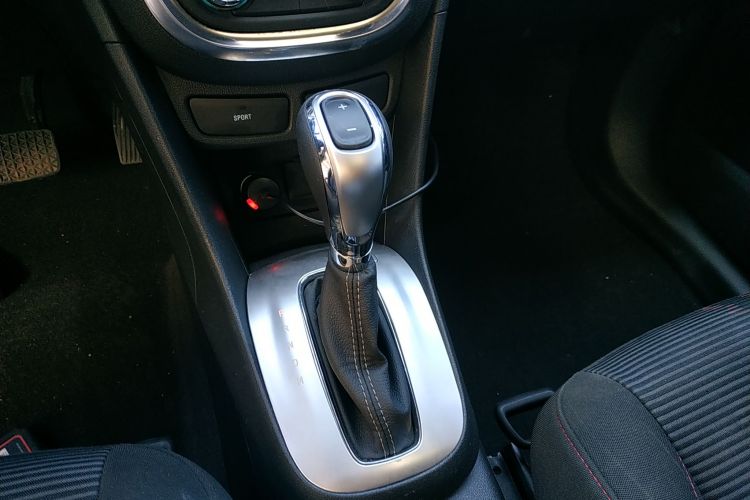 别克 昂科拉 2015款 1.4T 自动两驱都市精英型局部细节18