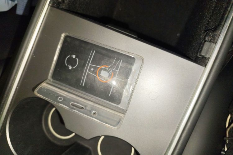 特斯拉 Model 3 2021款 改款 标准续航后驱升级版 3D1中控内饰11