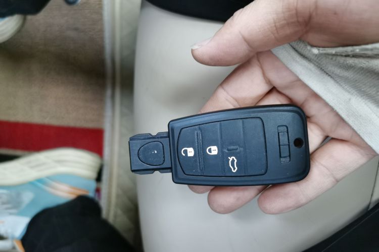 菲亚特 菲翔 2012款 1.4T 自动劲享版中控内饰11