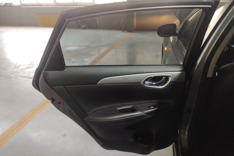 日产 轩逸 2022款 经典 1.6XE CVT舒适版中控内饰7008